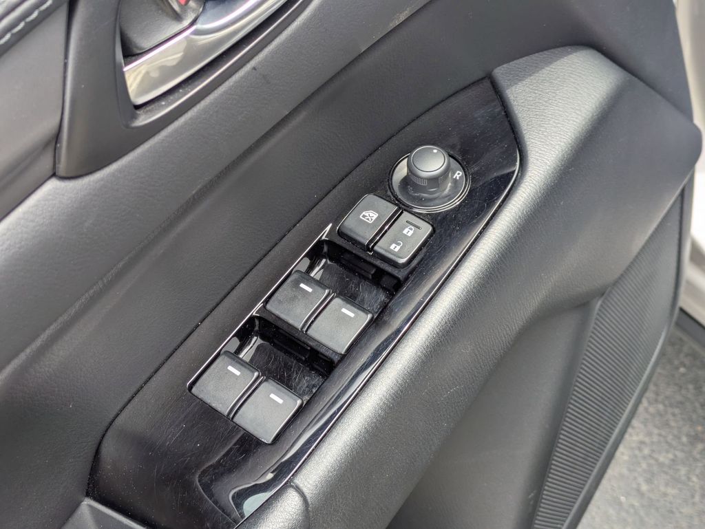 Thumbnail: 2025 Mazda CX-5 - 13