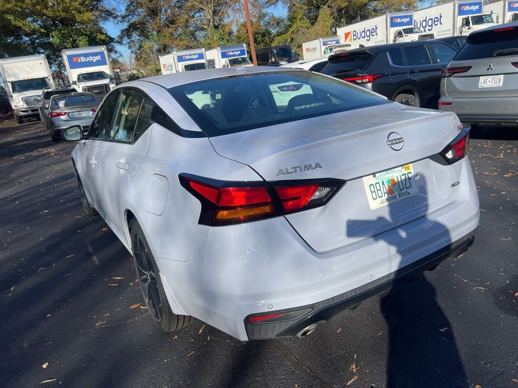 Thumbnail: 2025 Nissan Altima - 12