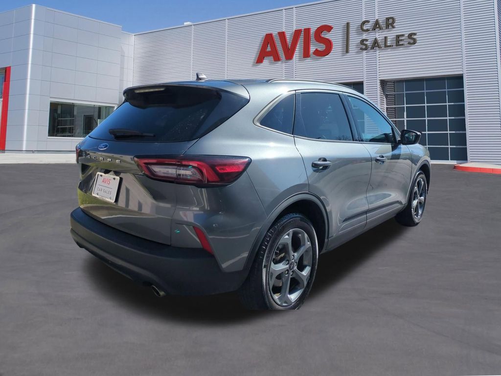 Thumbnail: 2025 Ford Escape - 6