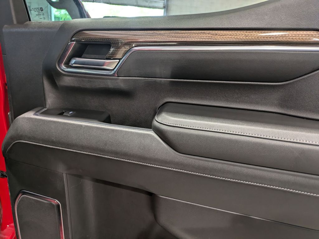 Thumbnail: 2023 Chevrolet Silverado 1500 - 29