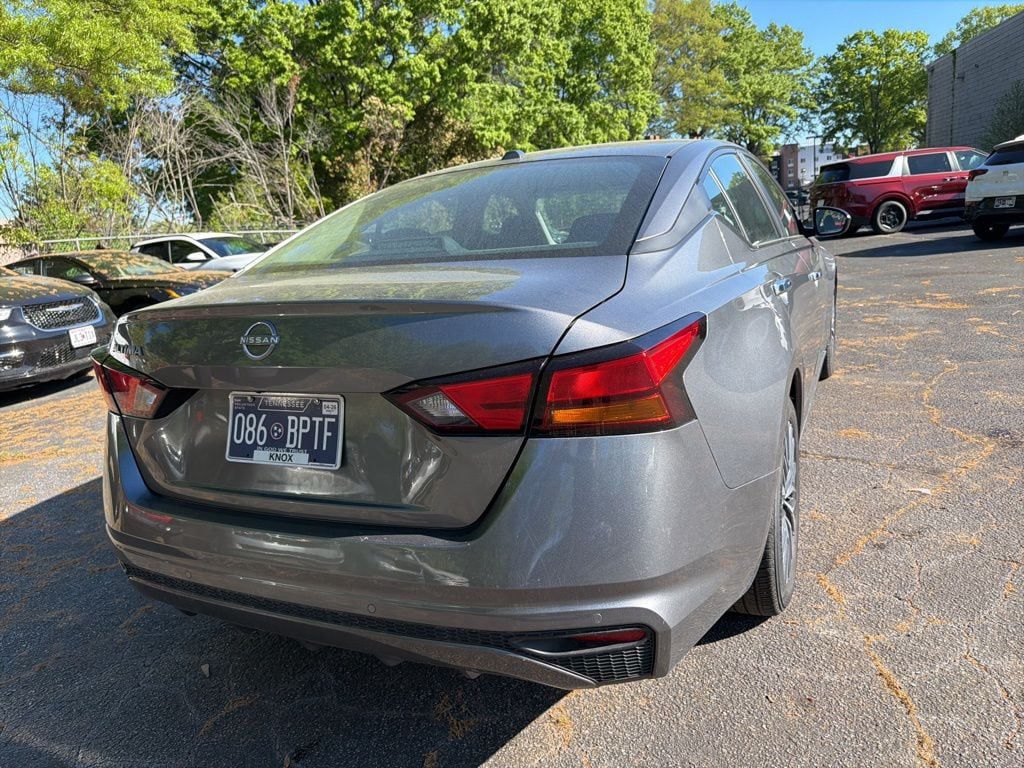 Thumbnail: 2025 Nissan Altima - 5