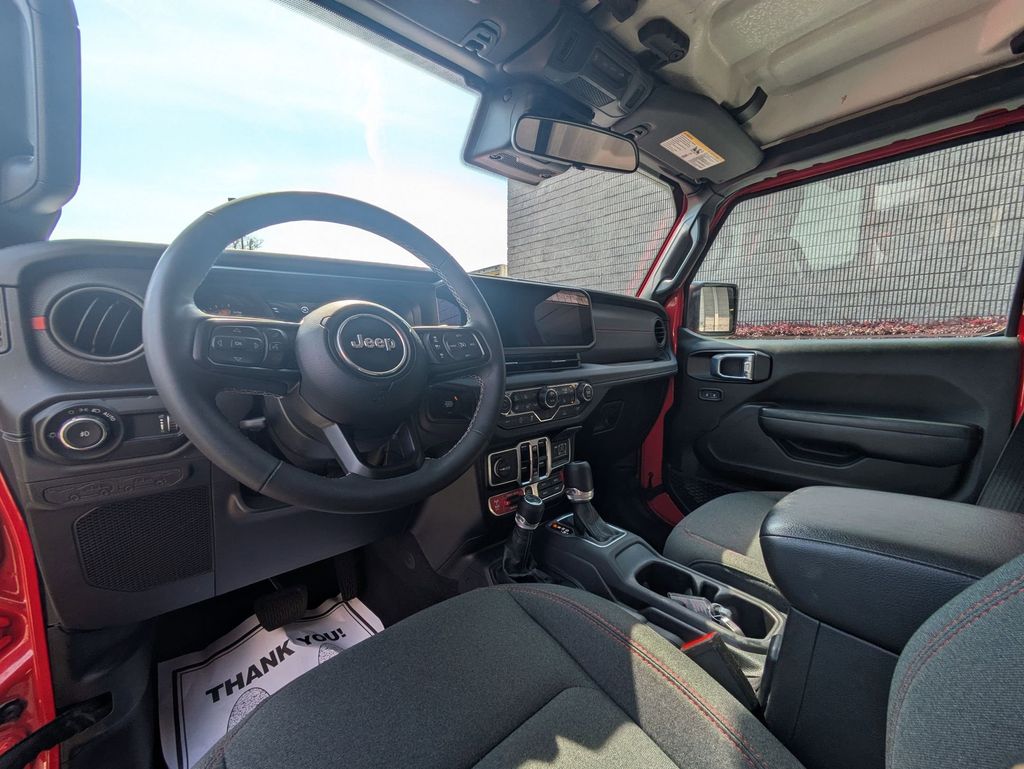 Thumbnail: 2025 Jeep Wrangler - 14