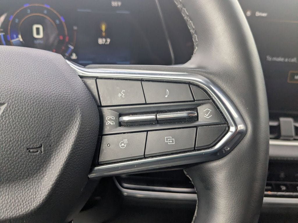 Thumbnail: 2025 Chevrolet Equinox - 16