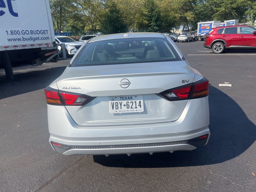 Thumbnail: 2024 Nissan Altima - 11