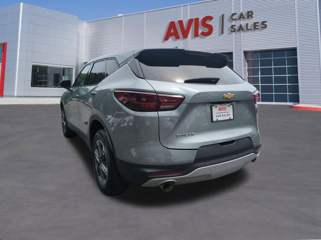Thumbnail: 2025 Chevrolet Blazer - 9