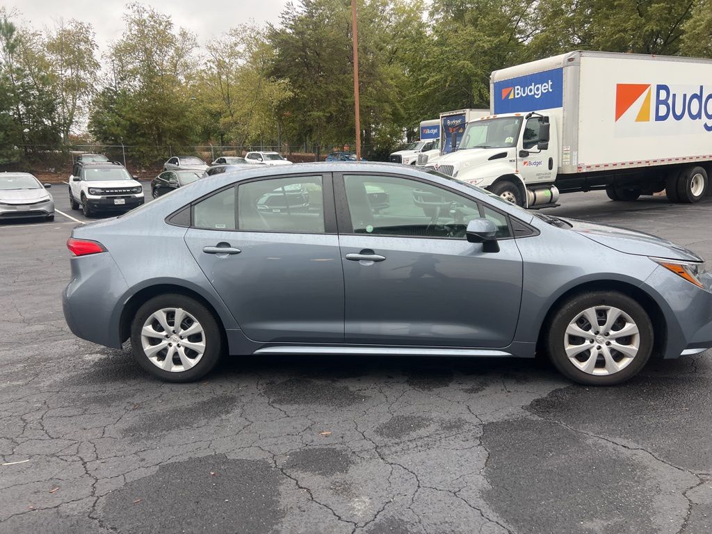 Thumbnail: 2024 Toyota Corolla - 10