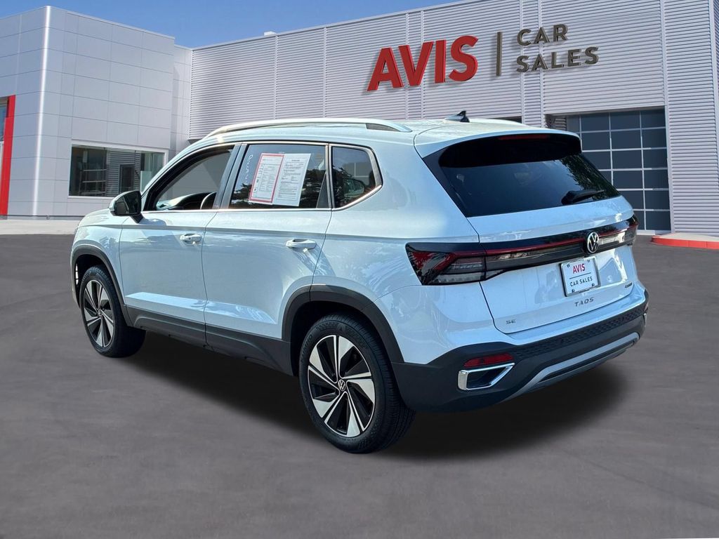 Thumbnail: 2025 Volkswagen Taos - 9
