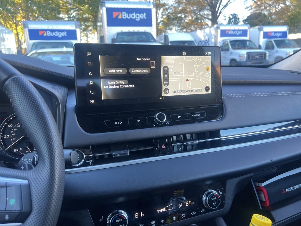 Thumbnail: 2025 Mitsubishi Outlander - 5