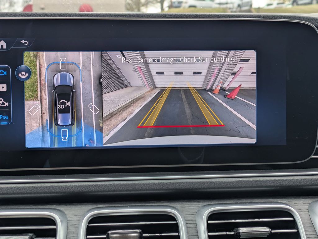 Thumbnail: 2025 Mercedes-Benz GLS - 21