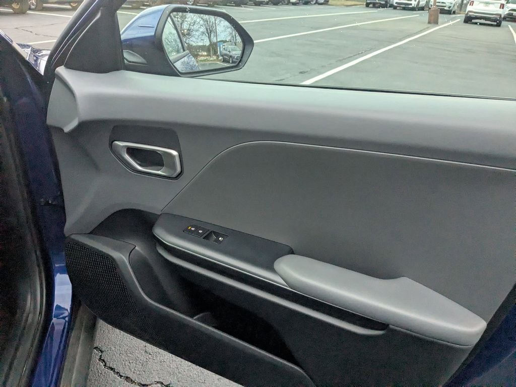 Thumbnail: 2025 Kia K4 - 31