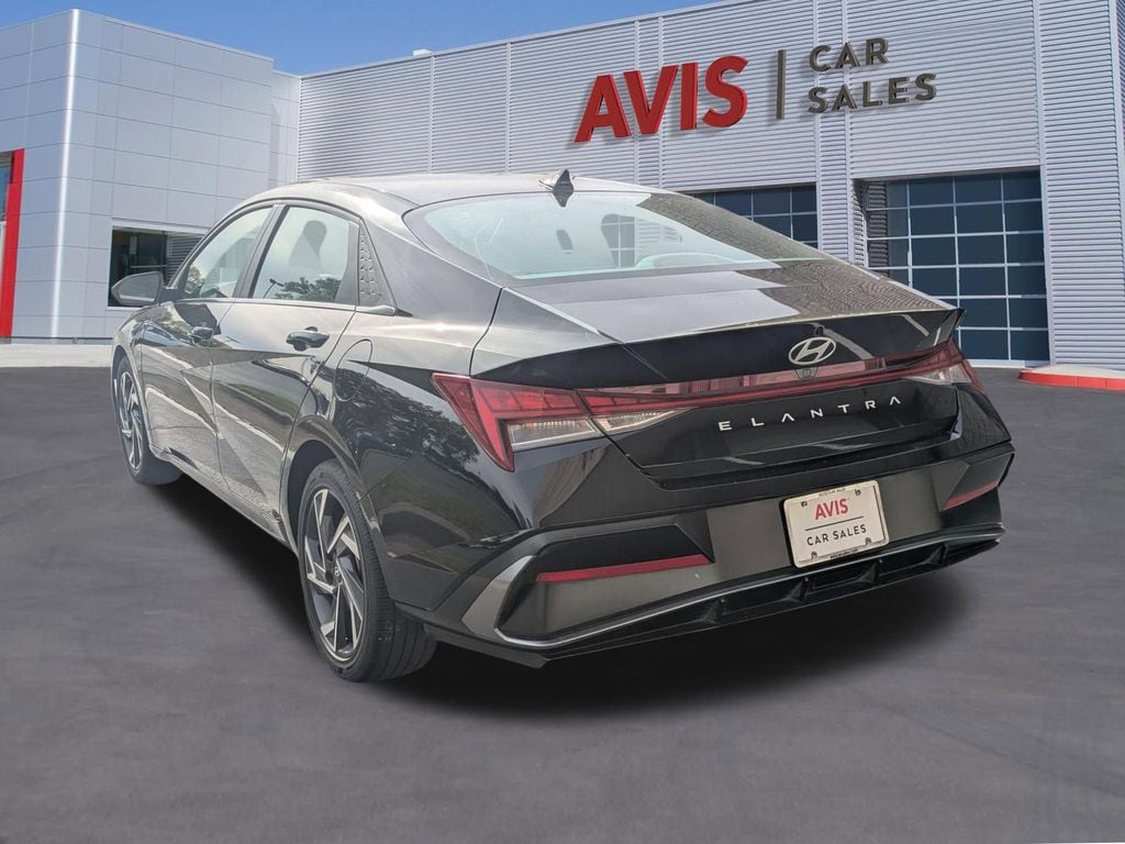 Thumbnail: 2025 Hyundai Elantra - 9