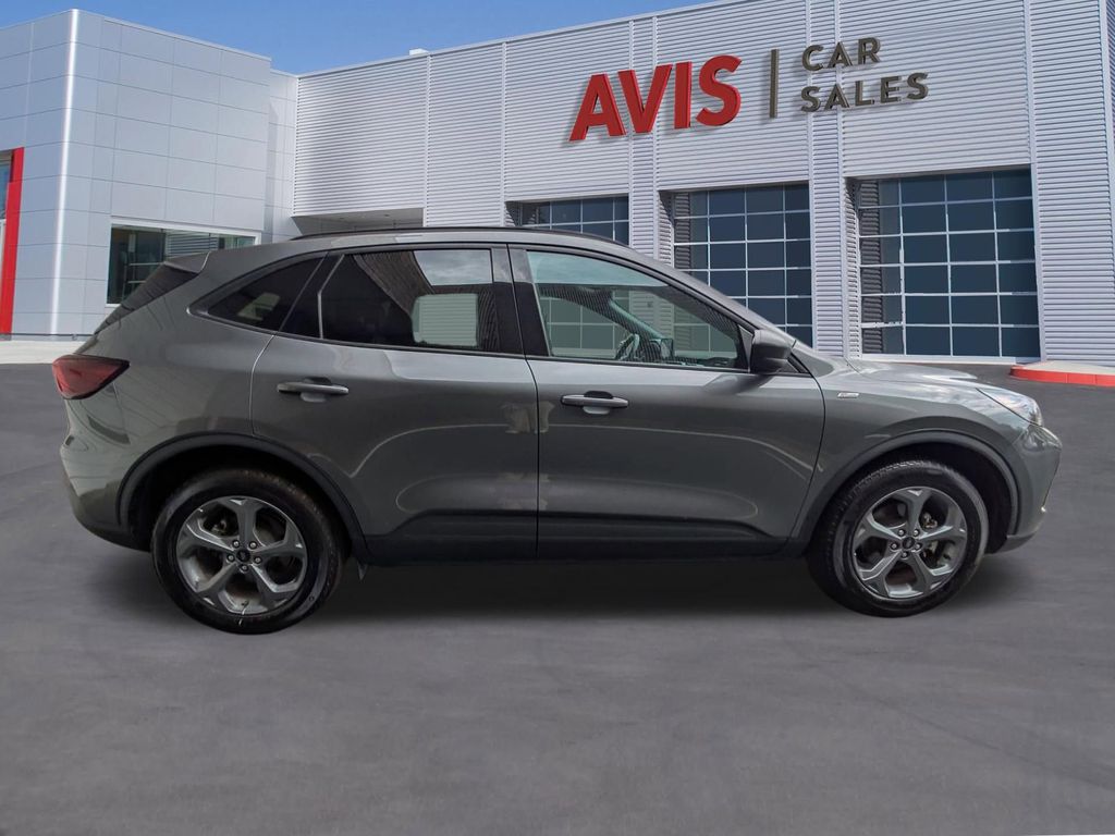Thumbnail: 2025 Ford Escape - 5