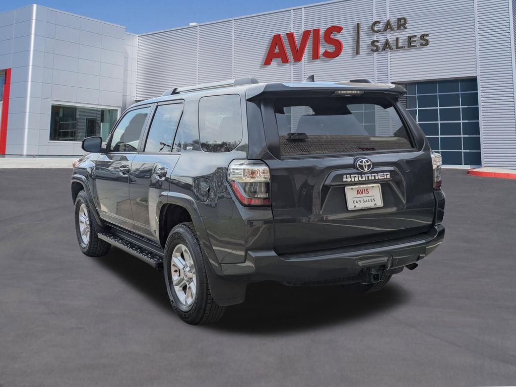 Thumbnail: 2024 Toyota 4Runner - 9