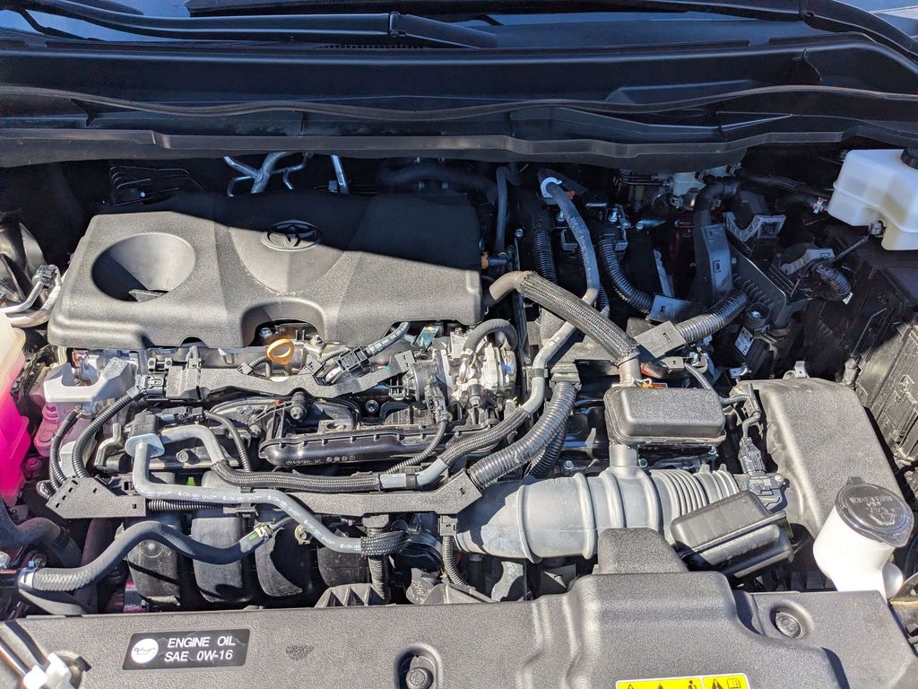 Thumbnail: 2025 Toyota Sienna - 31