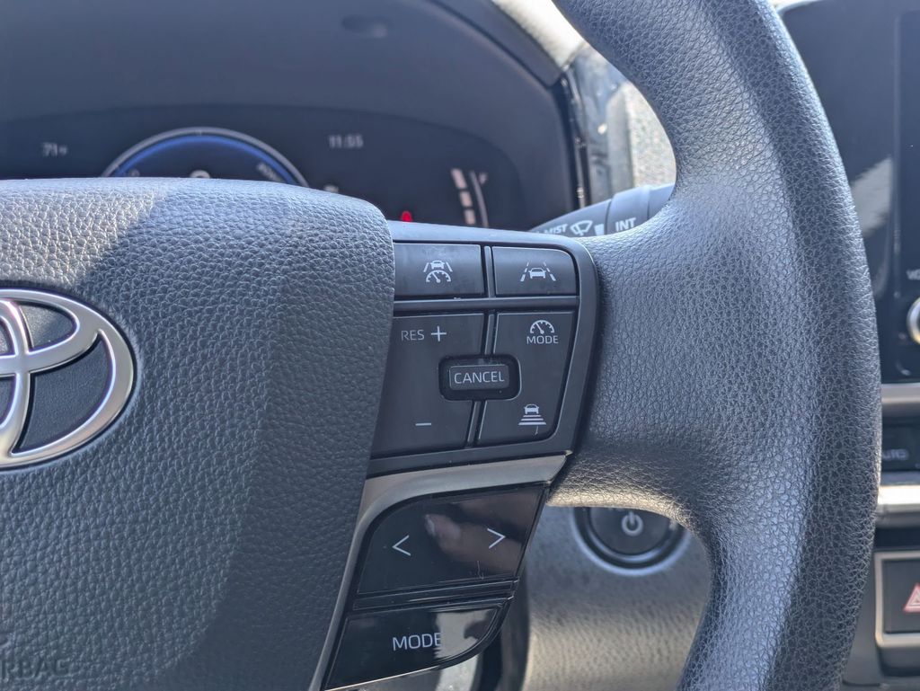 Thumbnail: 2025 Toyota Camry - 23