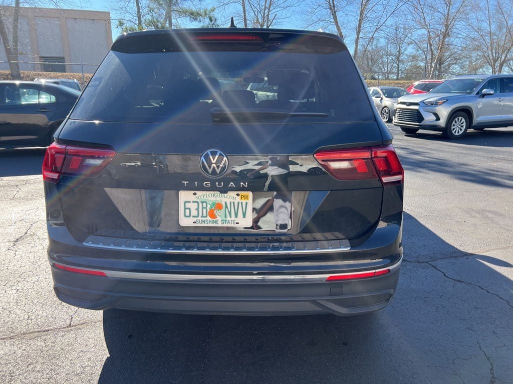 Thumbnail: 2024 Volkswagen Tiguan - 6