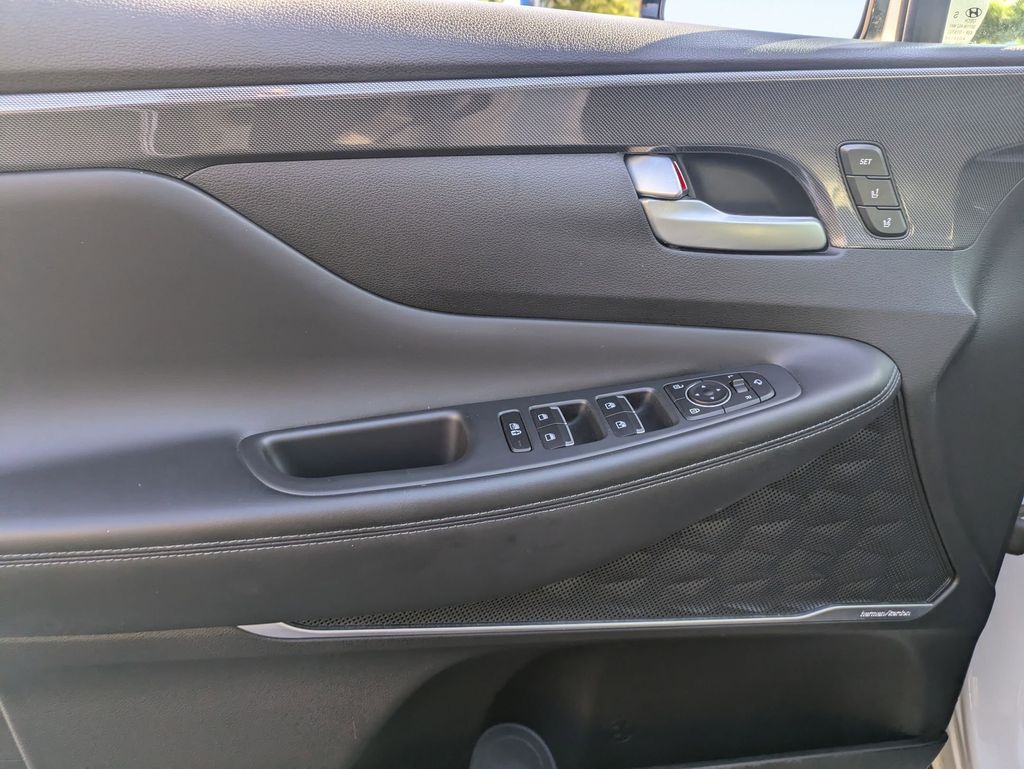 2023 Hyundai Santa Fe Limited 13