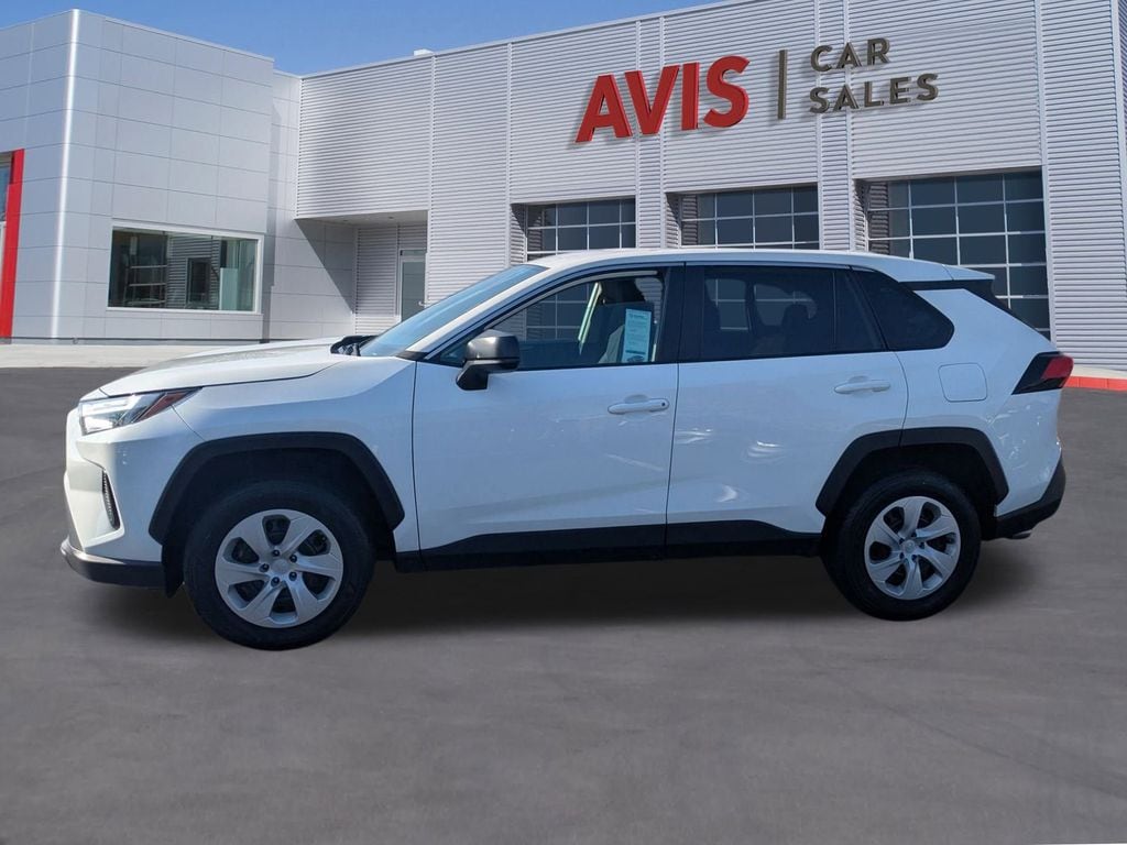 Thumbnail: 2024 Toyota RAV4 - 10