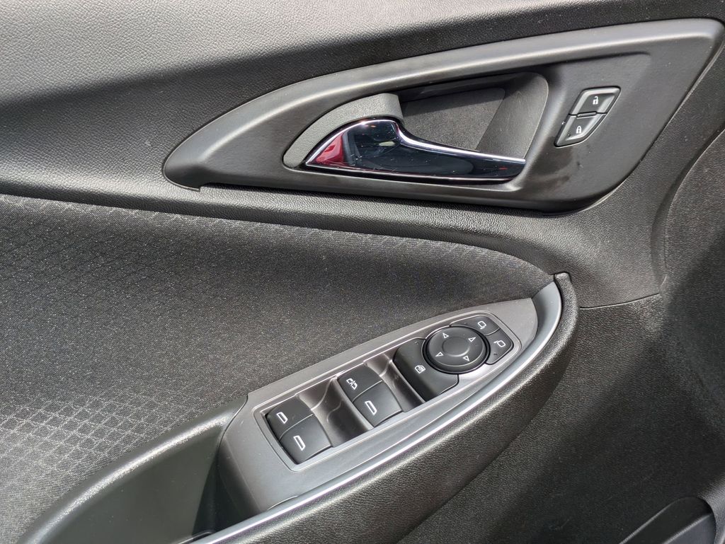 Thumbnail: 2024 Chevrolet Malibu - 13