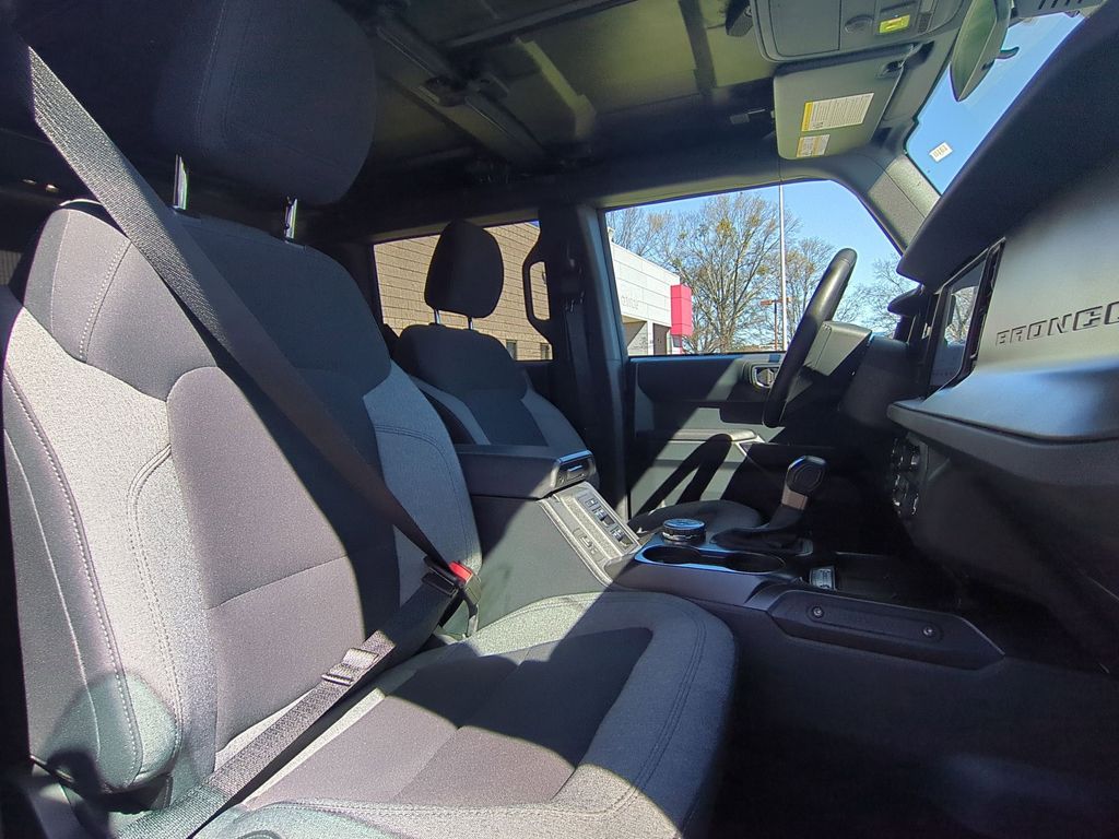 Thumbnail: 2025 Ford Bronco - 31