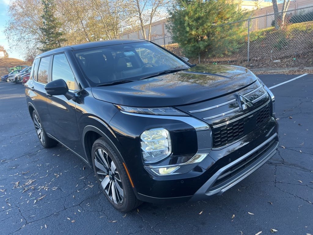 Certified 2025 Mitsubishi Outlander SE SUV