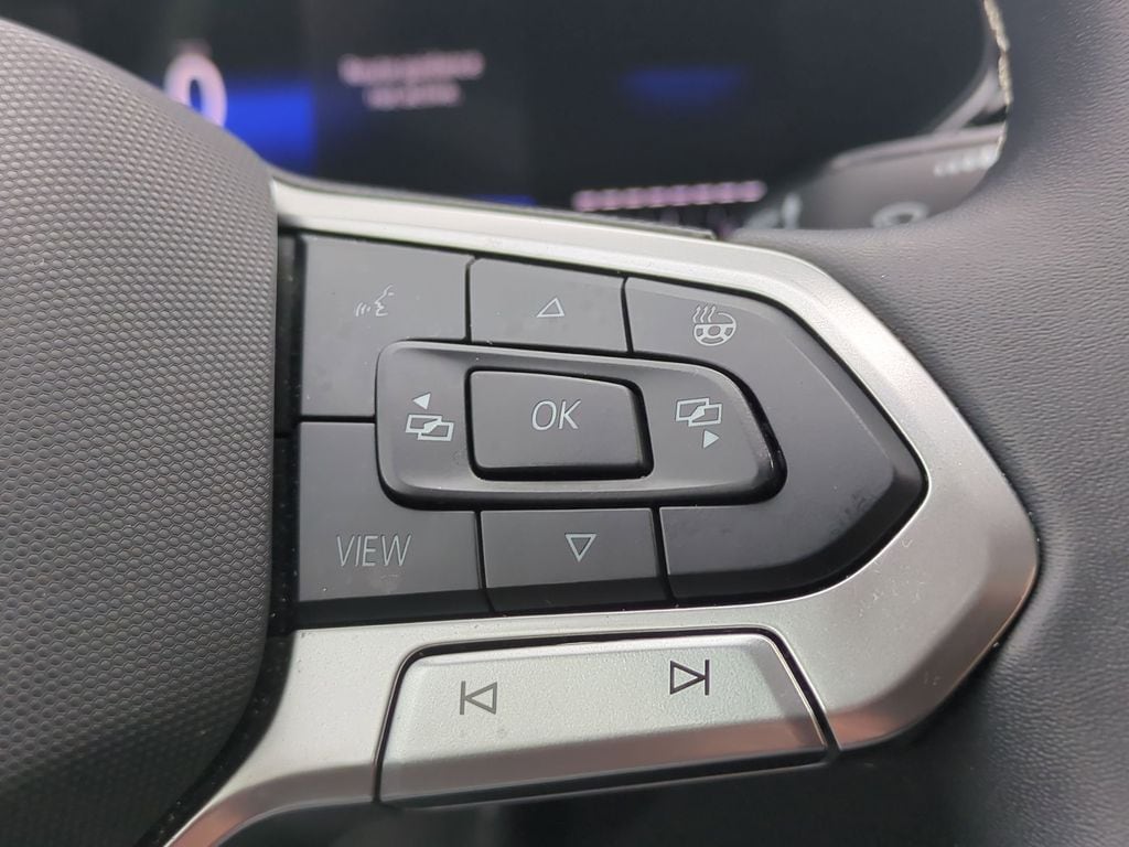 Thumbnail: 2024 Volkswagen Taos - 21