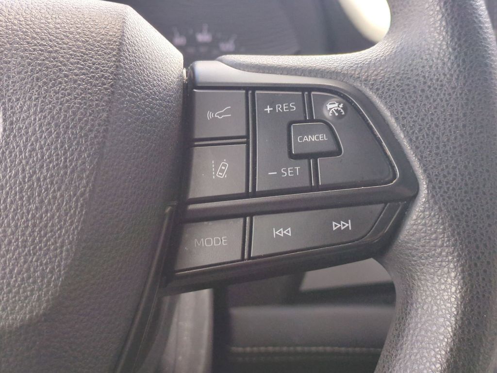 Thumbnail: 2025 Toyota Sienna - 22