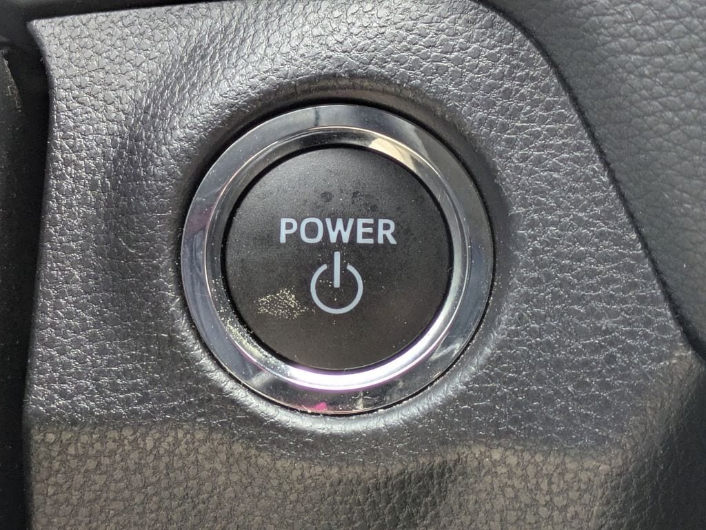 Thumbnail: 2025 Toyota RAV4 - 17