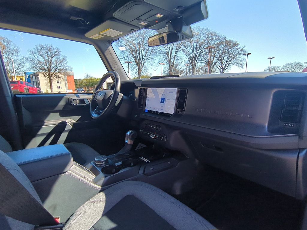 Thumbnail: 2025 Ford Bronco - 32