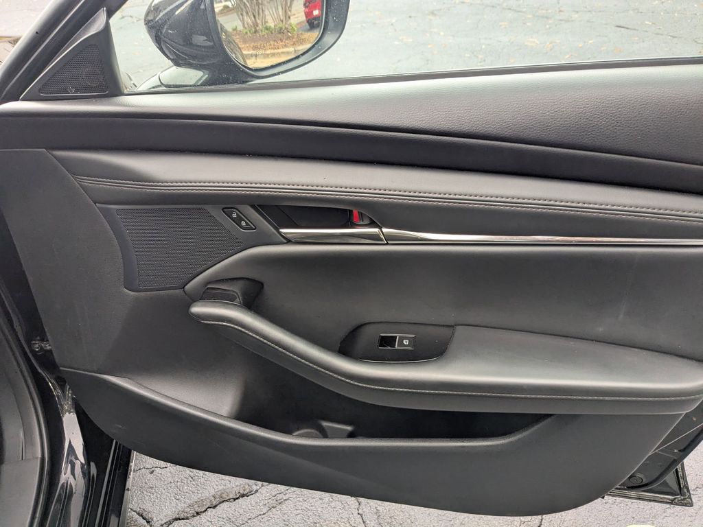 Thumbnail: 2025 Mazda Mazda3 - 30