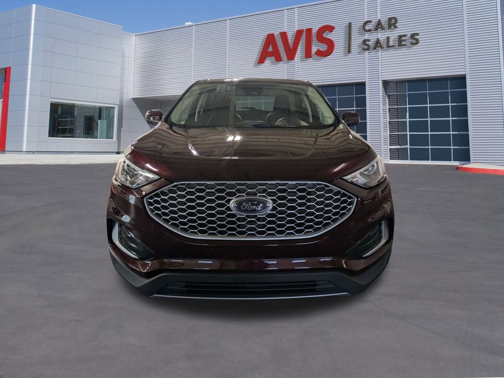 2024 Ford Edge  2