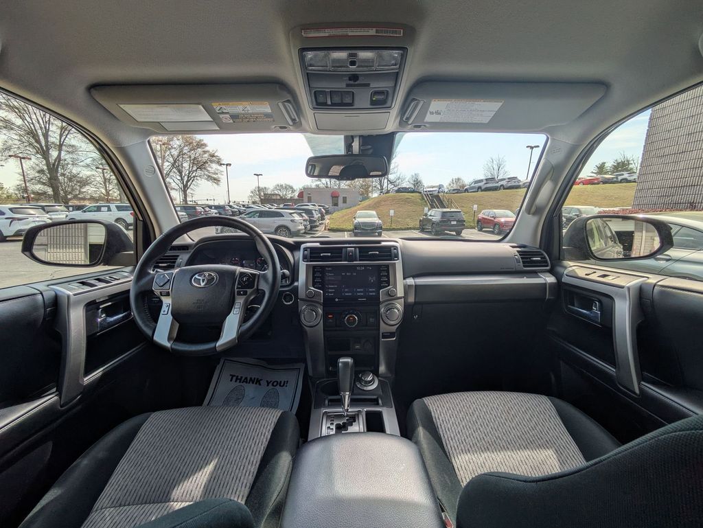 Thumbnail: 2024 Toyota 4Runner - 23