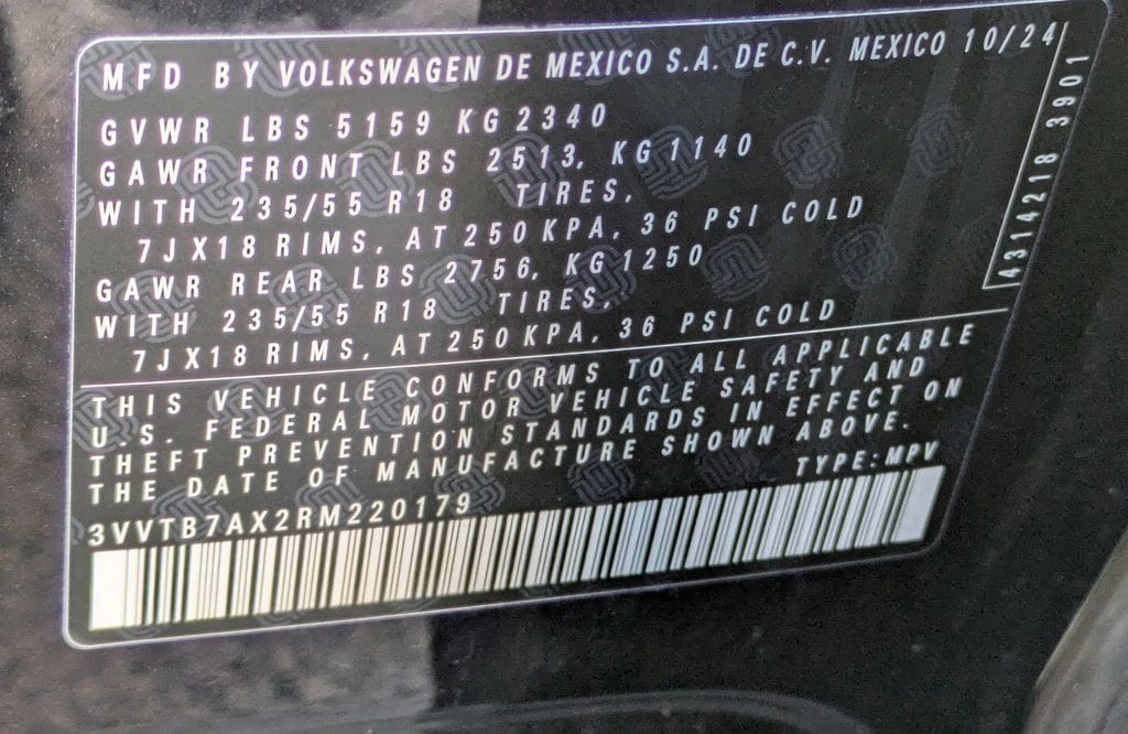 Thumbnail: 2024 Volkswagen Tiguan - 30