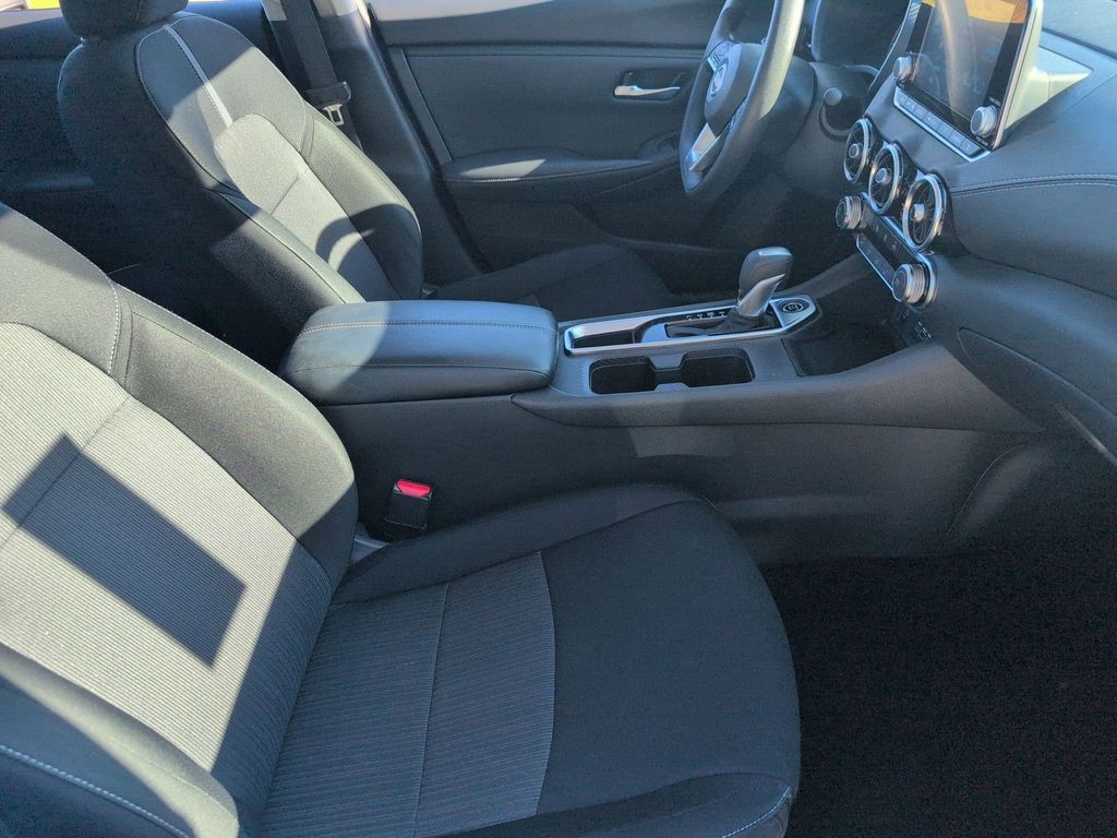 Thumbnail: 2025 Nissan Sentra - 30