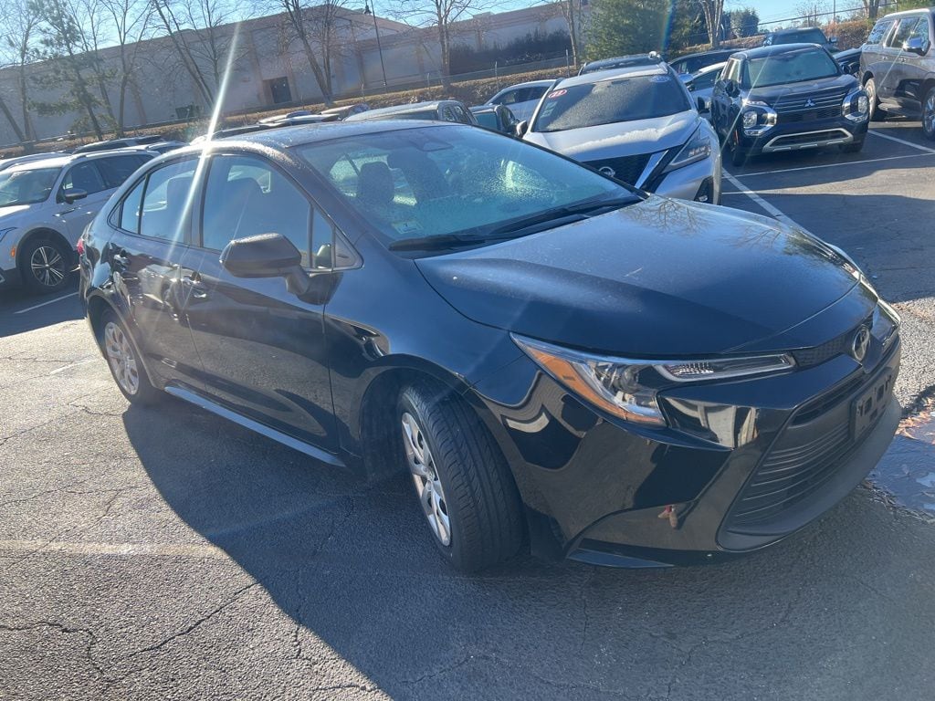 Thumbnail: 2024 Toyota Corolla - 3