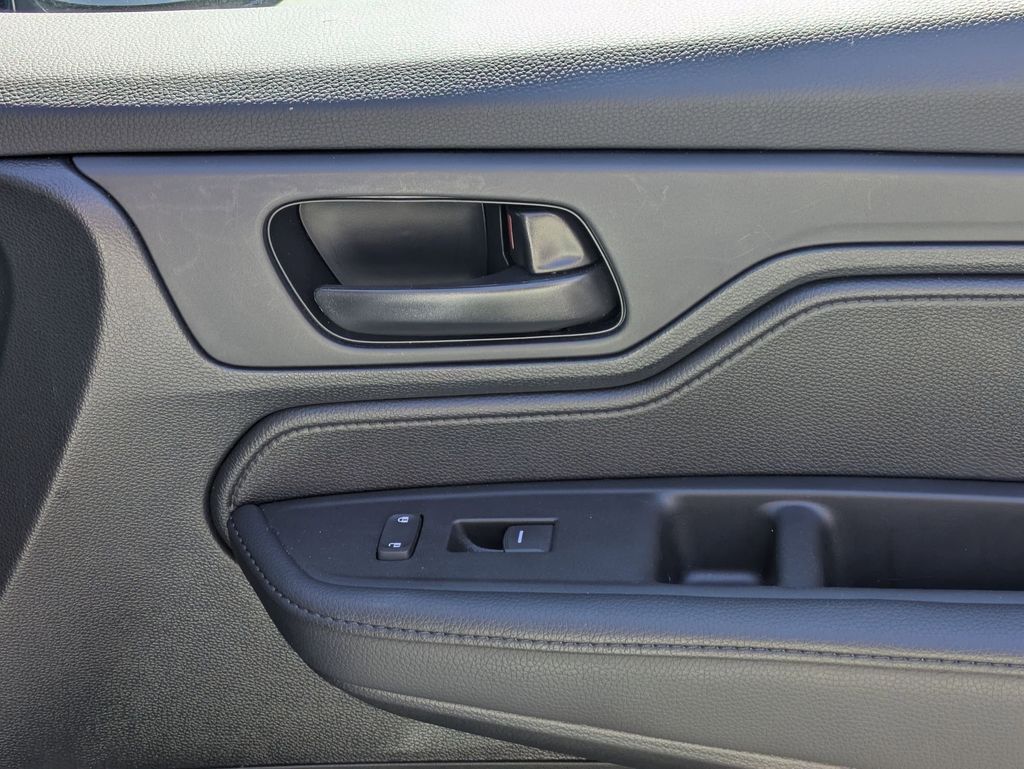 Thumbnail: 2025 Honda Odyssey - 29