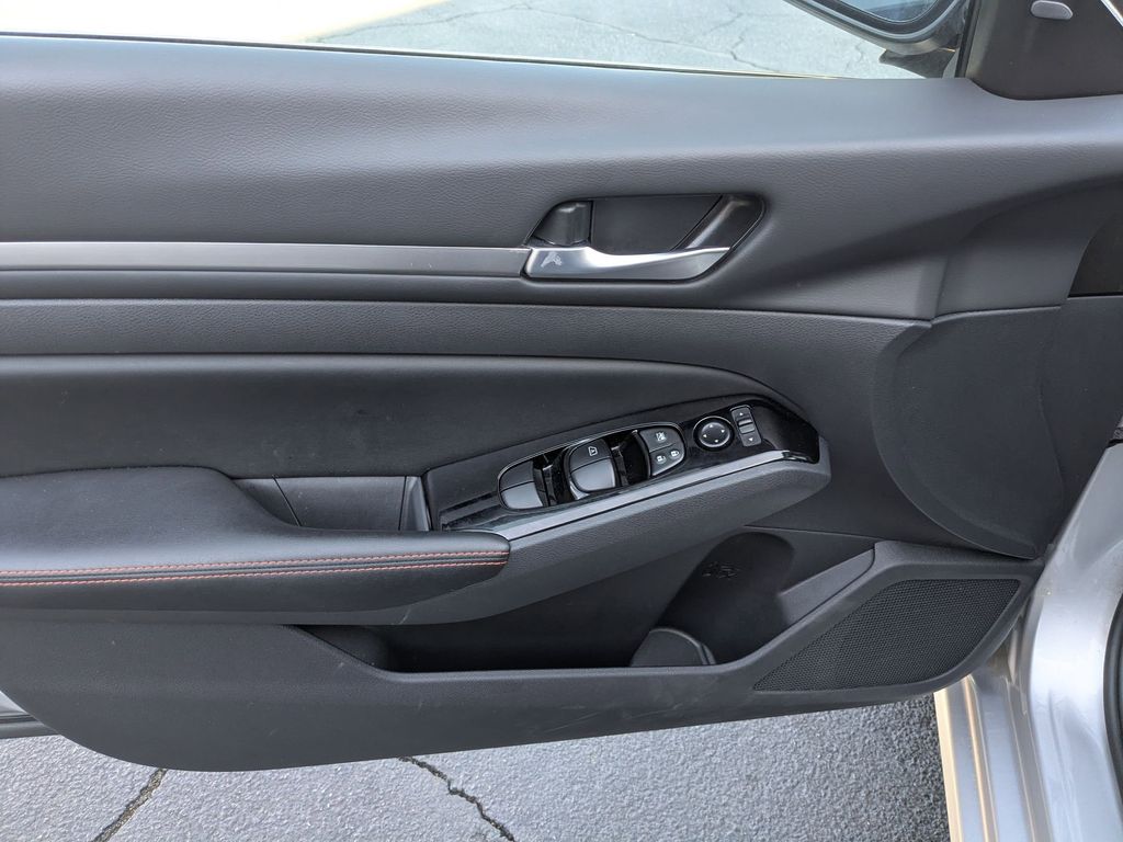 Thumbnail: 2025 Nissan Altima - 22