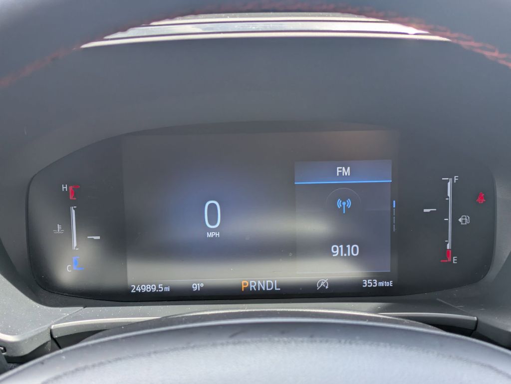 2025 Ford Escape ST-Line - Photo 16