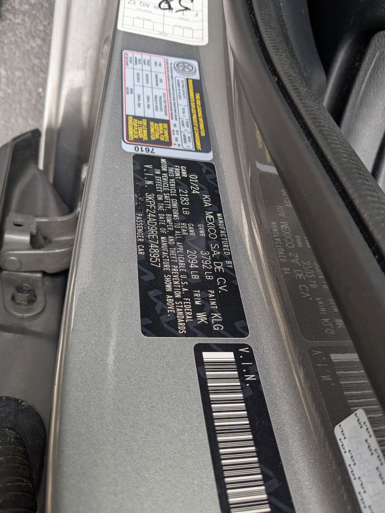 Thumbnail: 2024 Kia Forte - 35