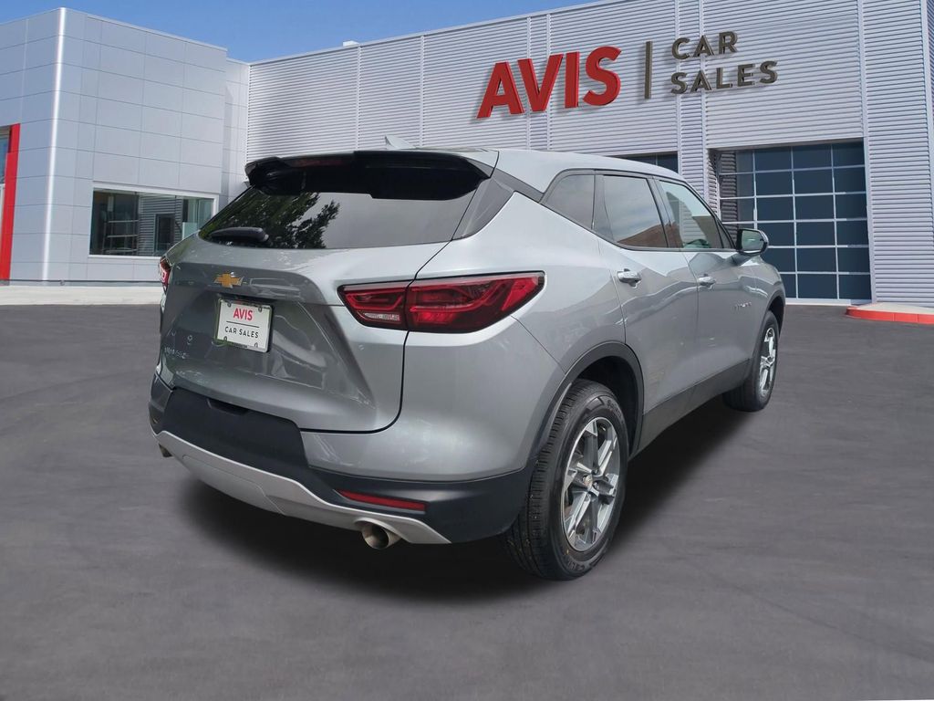 Thumbnail: 2025 Chevrolet Blazer - 6