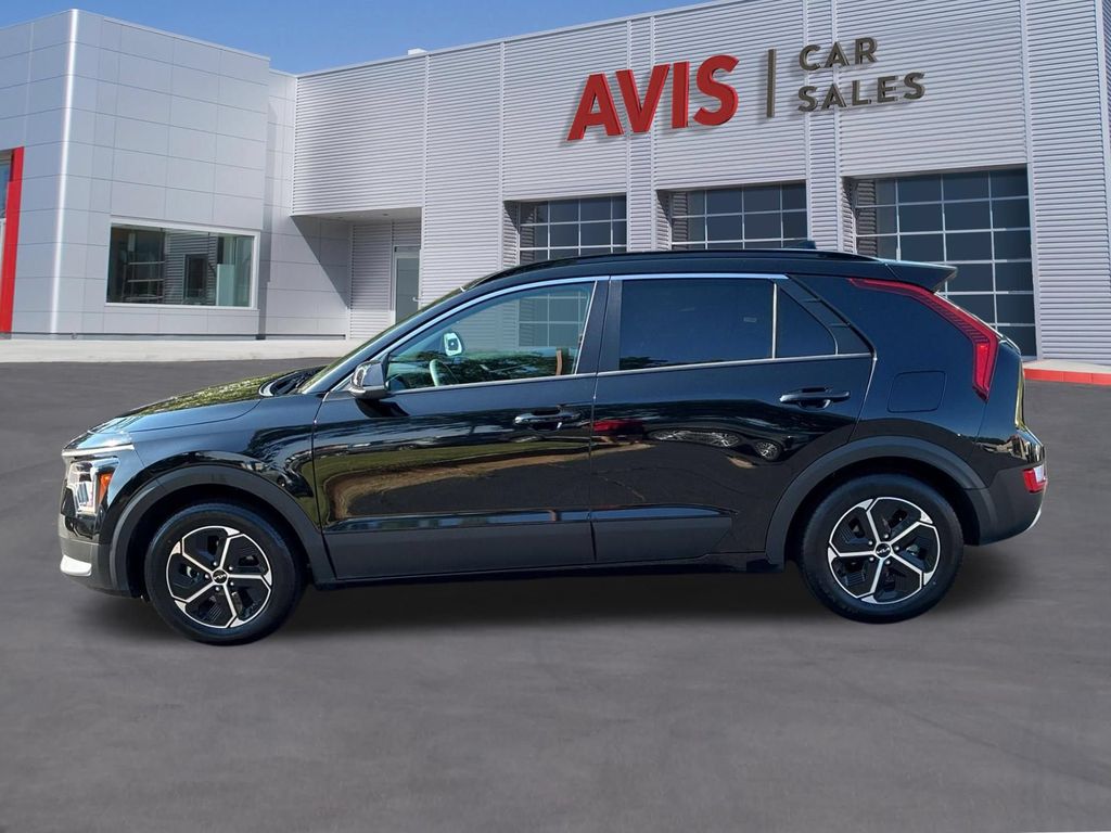 Thumbnail: 2025 Kia Niro - 10