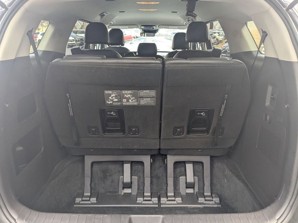 Thumbnail: 2025 Kia Carnival - 27