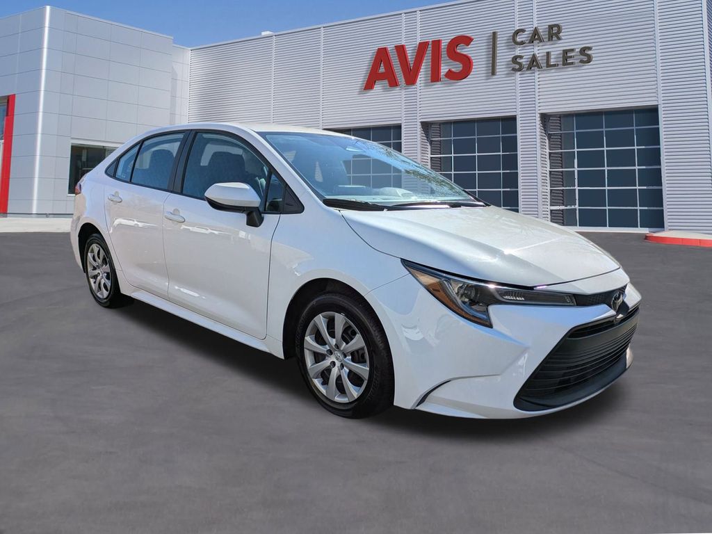 Thumbnail: 2025 Toyota Corolla - 3