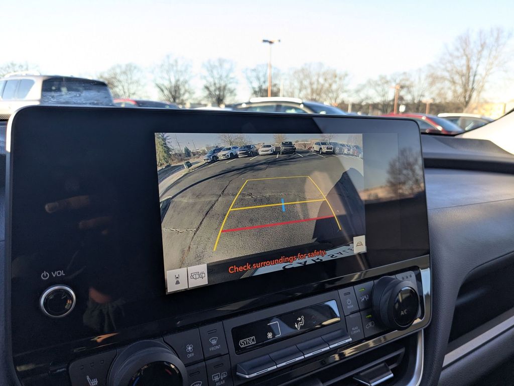 Thumbnail: 2025 Toyota Grand Highlander - 17