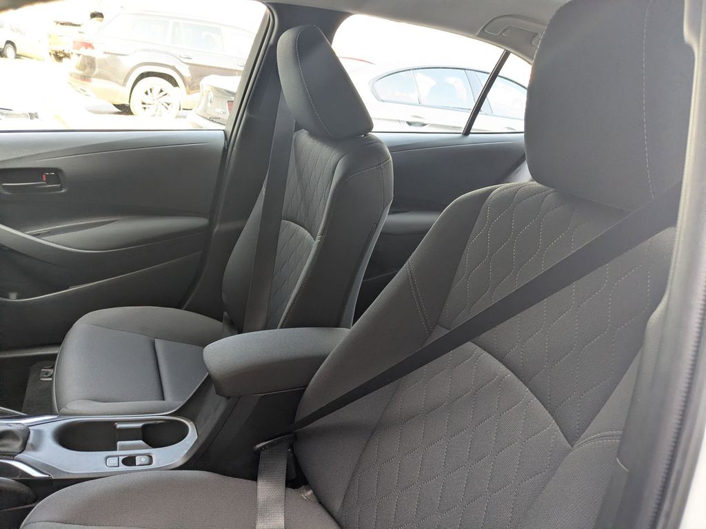 Thumbnail: 2025 Toyota Corolla - 20