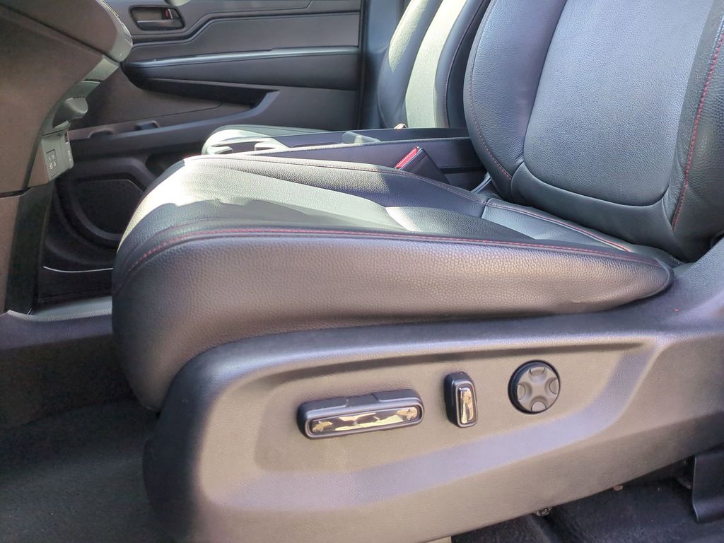 Thumbnail: 2025 Honda Odyssey - 15