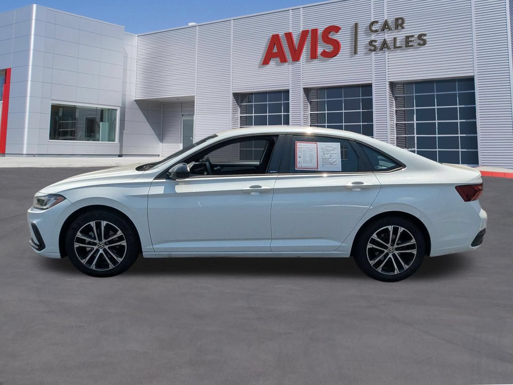 Thumbnail: 2025 Volkswagen Jetta - 10