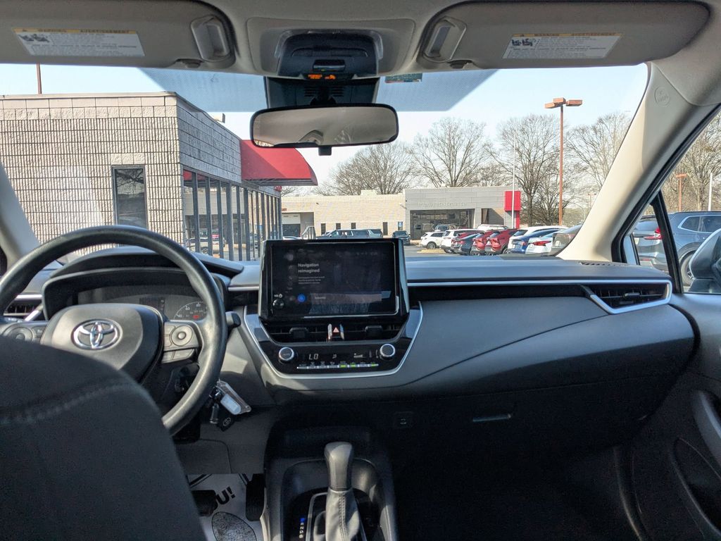 Thumbnail: 2024 Toyota Corolla - 24