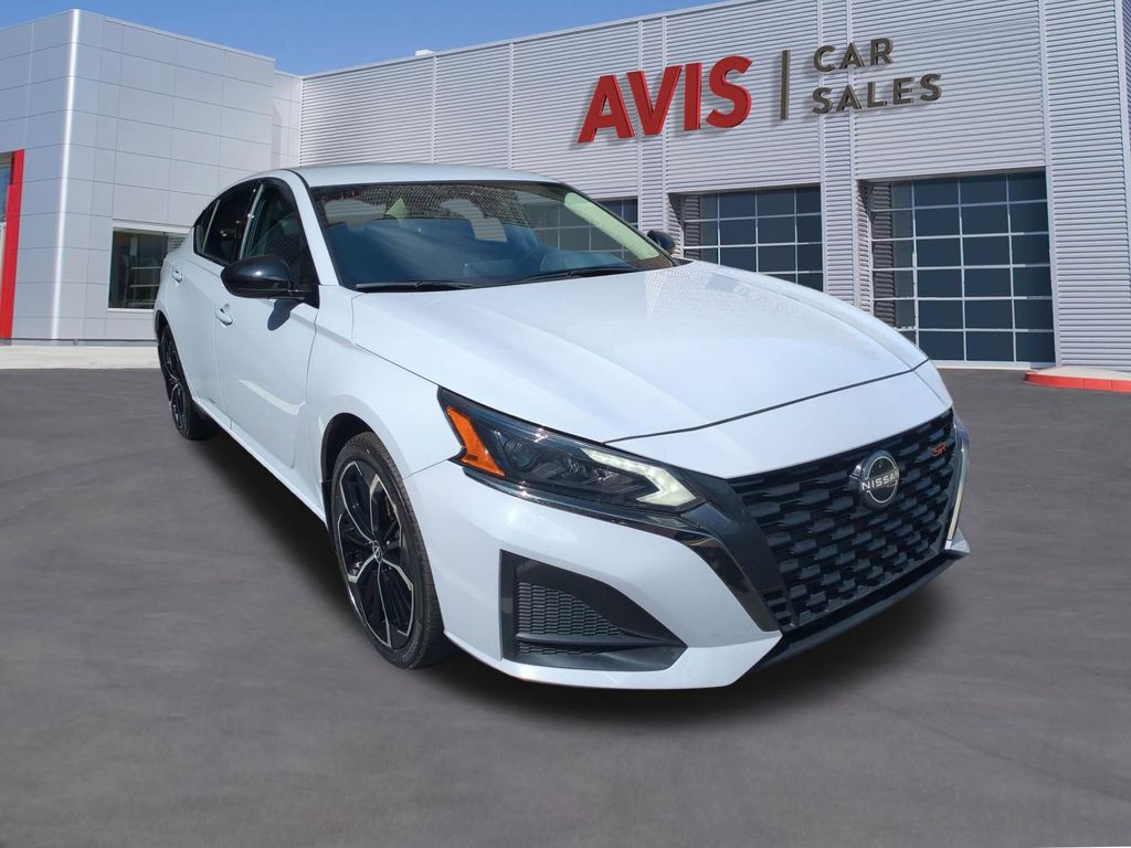 Thumbnail: 2025 Nissan Altima - 3