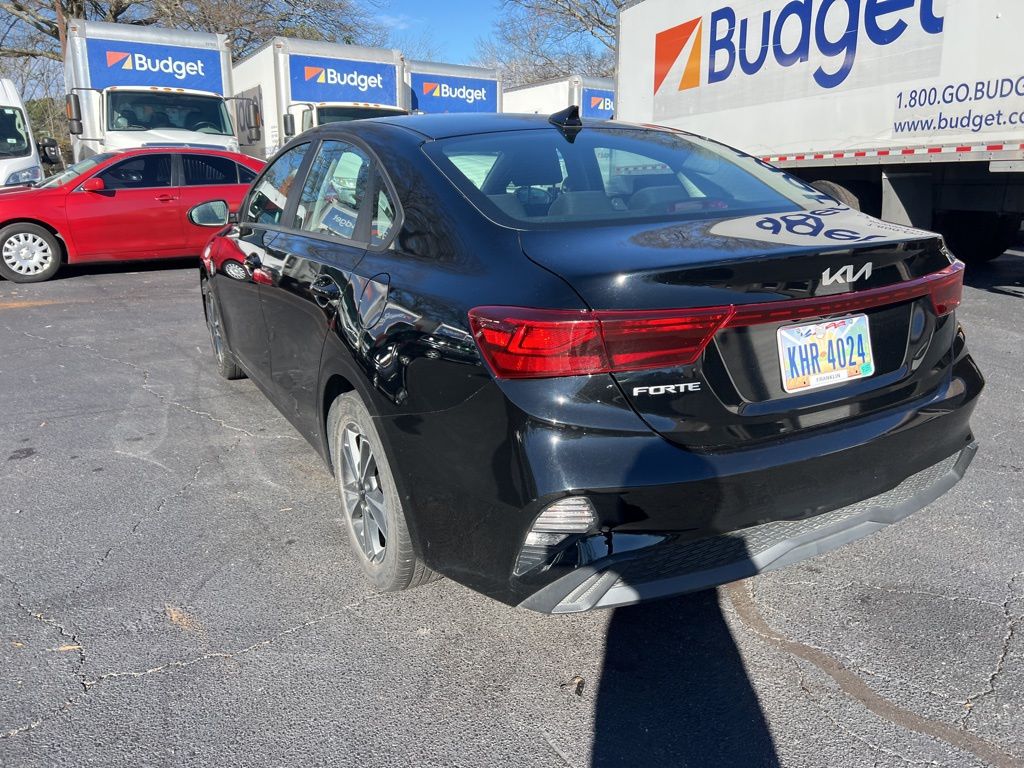 Thumbnail: 2024 Kia Forte - 7